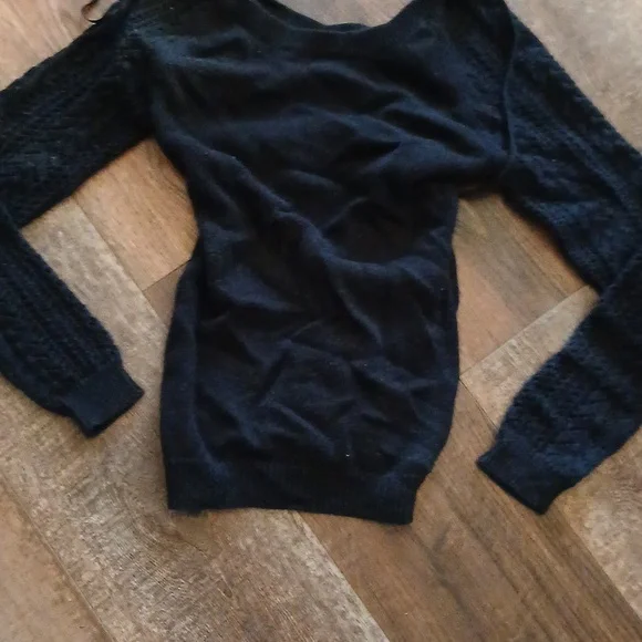 Roxy sweater - Picture 2 of 7